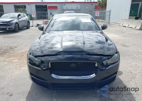 2018 Jaguar Xe 25T Premium from USA, damaged, VIN SAJAD4FX4JCP31701
